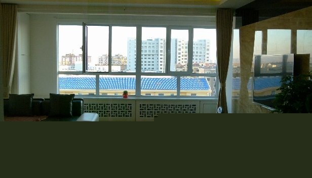 130㎡/三室兩廳兩衛(wèi)/現(xiàn)代 130㎡/三室兩廳兩衛(wèi)/現(xiàn)代